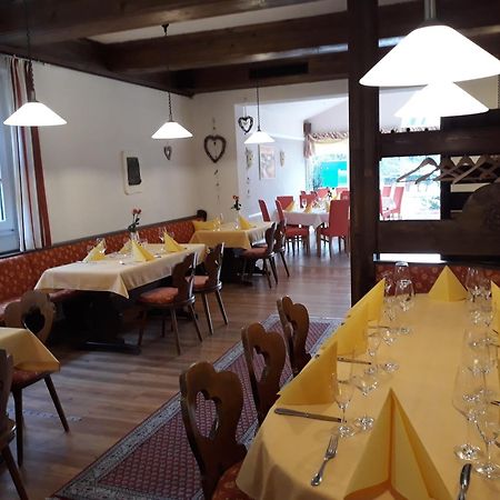 Wachenheim an der Weinstraße Hotel Goldbaechel מראה חיצוני תמונה
