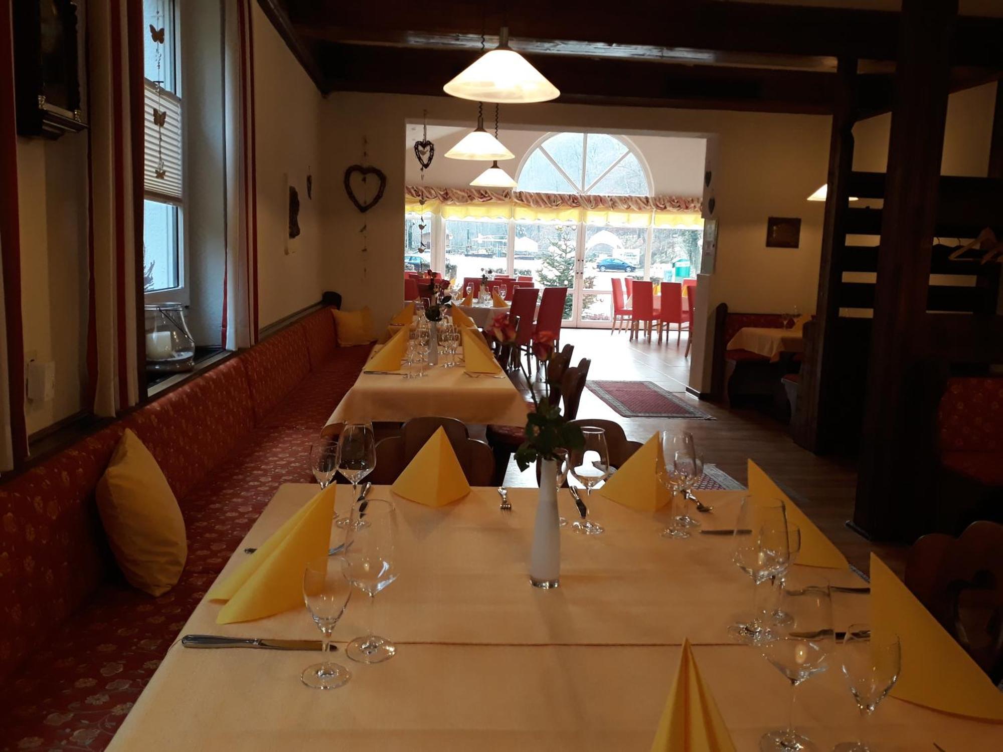 Wachenheim an der Weinstraße Hotel Goldbaechel מראה חיצוני תמונה
