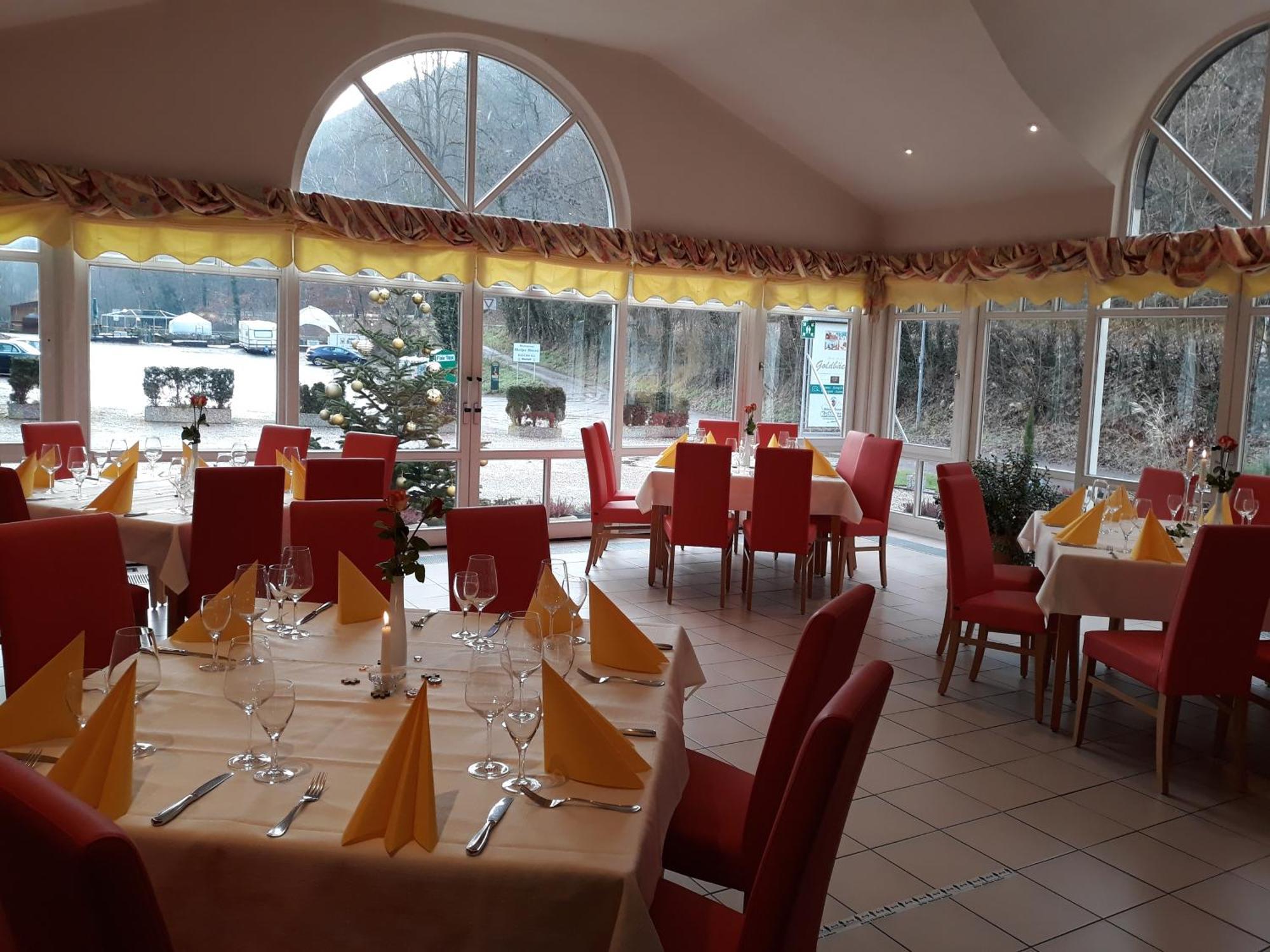 Wachenheim an der Weinstraße Hotel Goldbaechel מראה חיצוני תמונה
