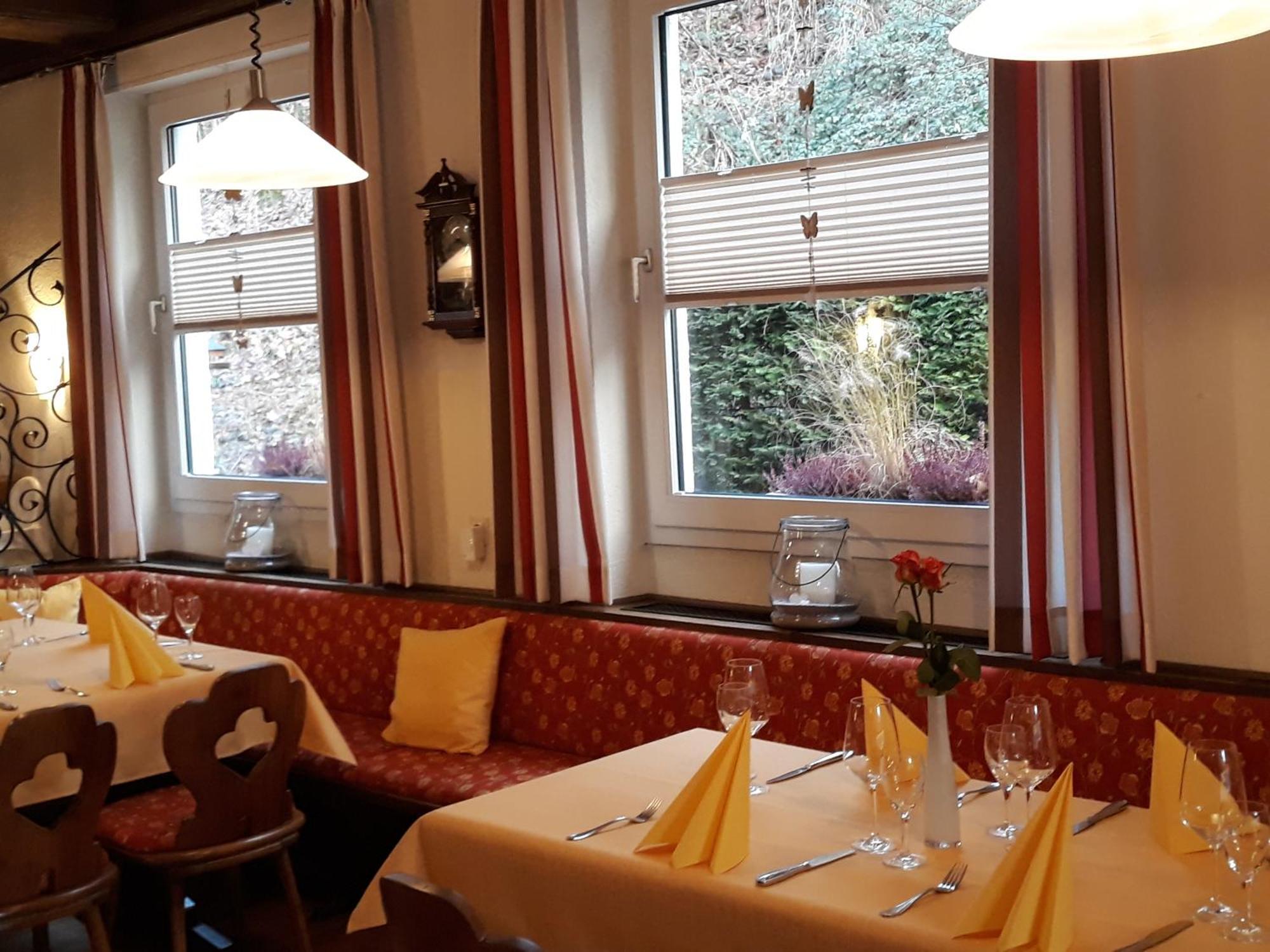 Wachenheim an der Weinstraße Hotel Goldbaechel מראה חיצוני תמונה