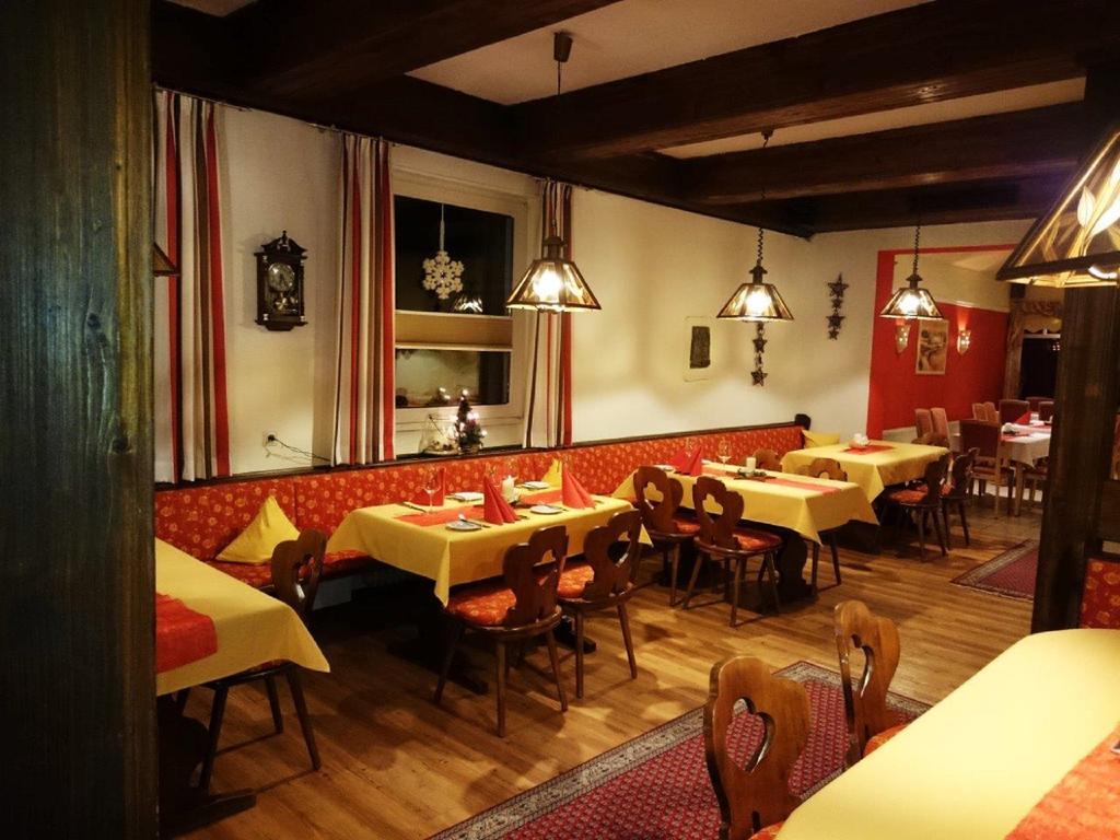 Wachenheim an der Weinstraße Hotel Goldbaechel מראה חיצוני תמונה